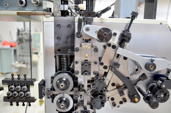 300m/Min CNC Spring Making Machine 500pcs/Min Spring Compression Machine