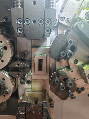 380V CNC Spring Machine 0.8mm-3.0mm Automatic Wire Coiling Machine
